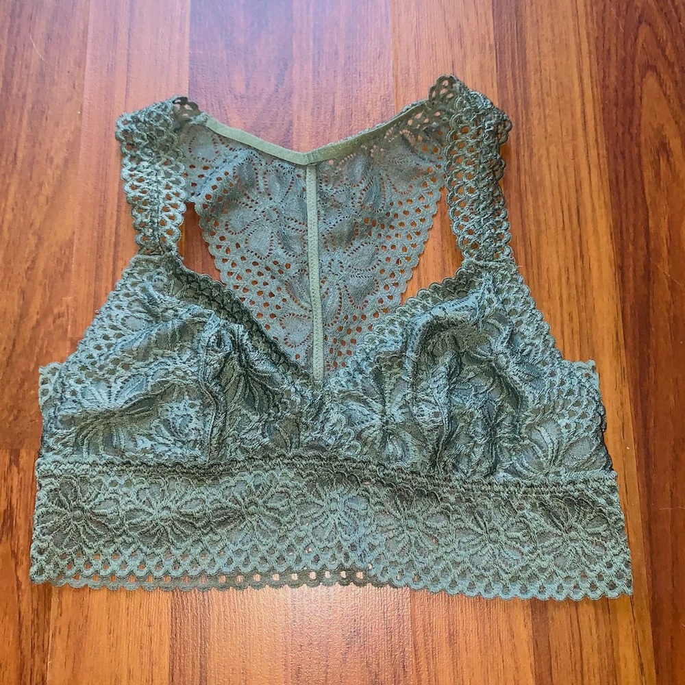 Aerie Women’s Lace Olive Green Bralette Size Medium